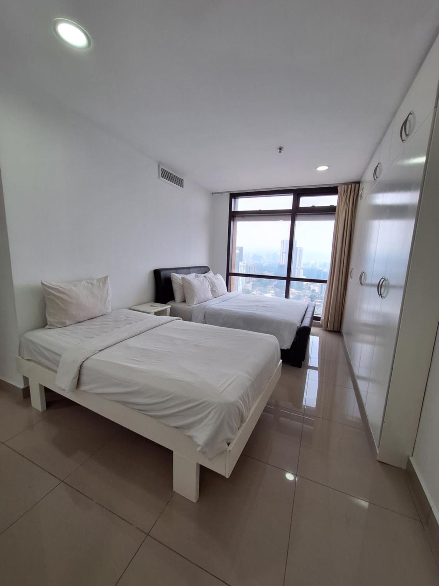 Apartment At Times Square Kl *