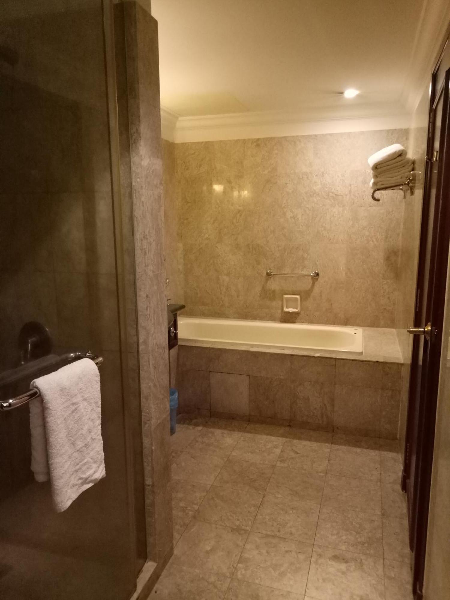 At Times Square Kl Apartment *